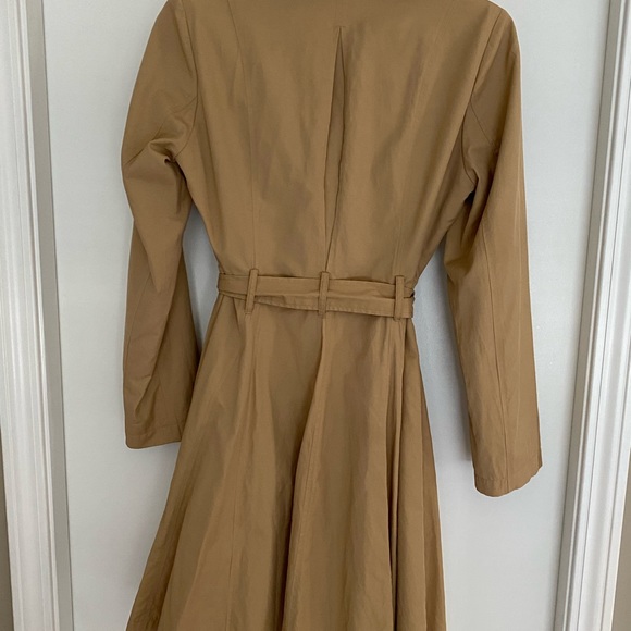 Elizabeth Emanuel trench coat, size 10, beige - Picture 2 of 6